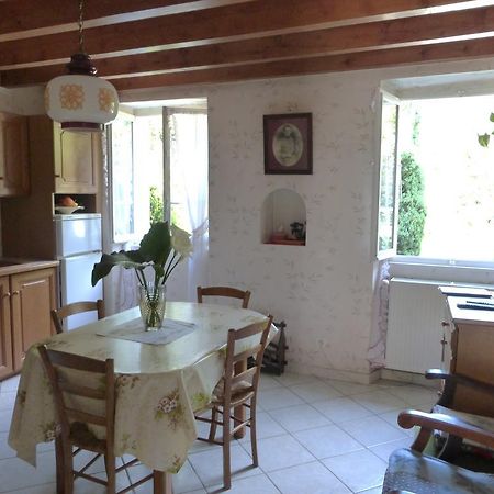 Au Coeur De La Campagne - Gite Non Loins D'Annecy- A 17 Min D'Annecy - Tout Pret D'Aix Les Bains Saint-Girod Δωμάτιο φωτογραφία